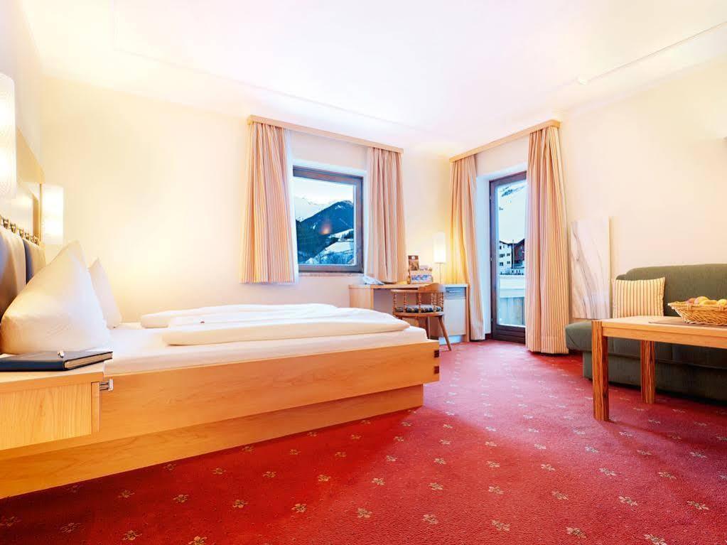Hotel Hasenauer 4 Sterne Superior Saalbach-Hinterglemm Eksteriør bilde