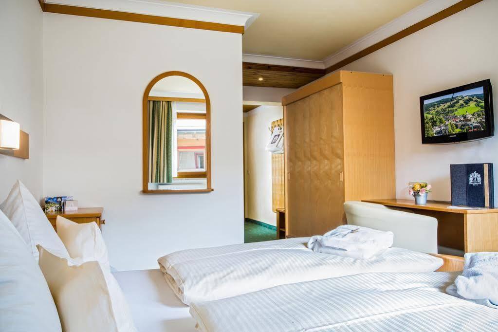 Hotel Hasenauer 4 Sterne Superior Saalbach-Hinterglemm Eksteriør bilde
