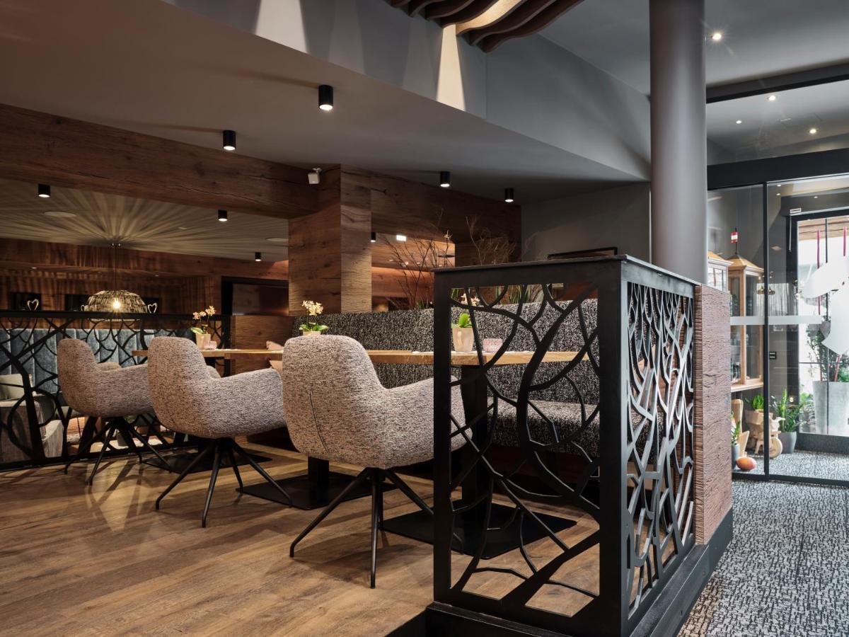 Hotel Hasenauer 4 Sterne Superior Saalbach-Hinterglemm Eksteriør bilde