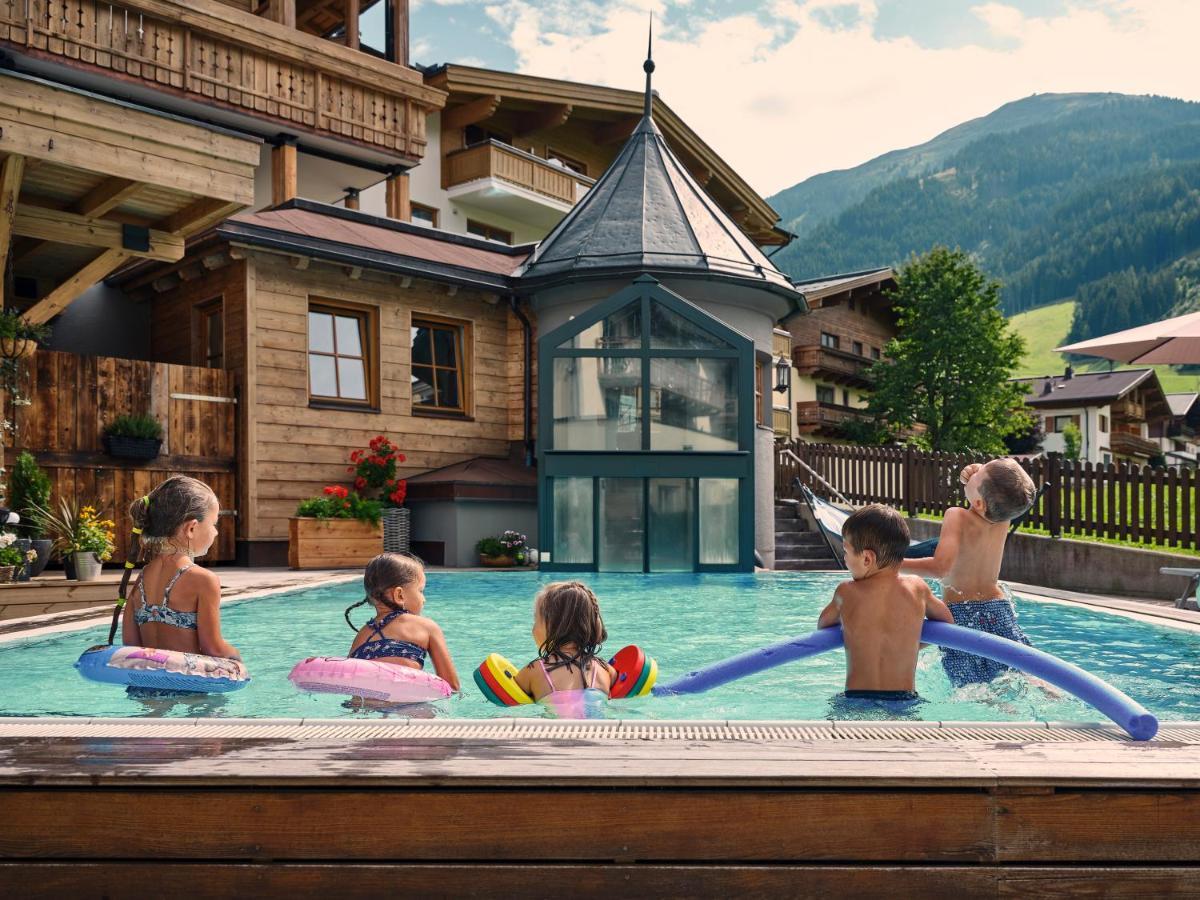 Hotel Hasenauer 4 Sterne Superior Saalbach-Hinterglemm Eksteriør bilde